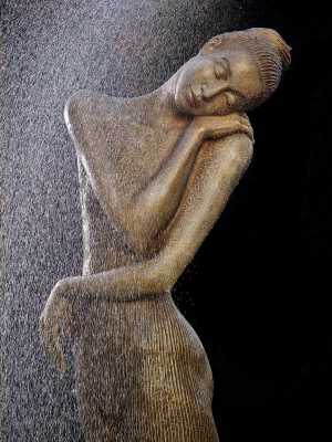 Skulptur Bella Figura aus Bronze von Malgorzata Chodakowska